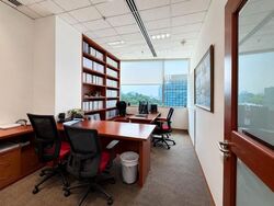 UE Square (D9), Office #630600761
